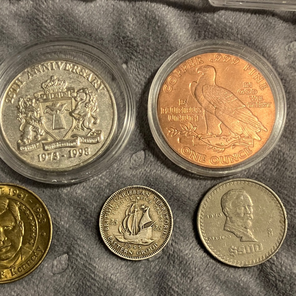 Assorted Coin Collection with Case - Picture 3 of 9